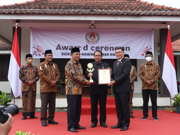 Prestasi Sayoang